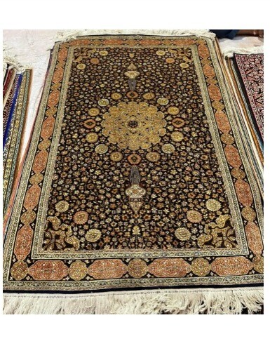 Kashmiri Hand Made Carpets 570 - 10