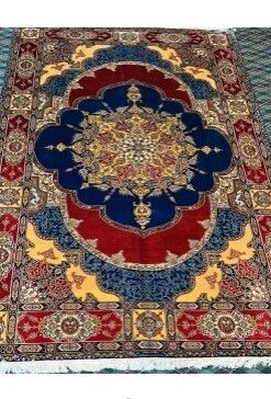 Kashmiri Hand Made Carpets 570 - 2