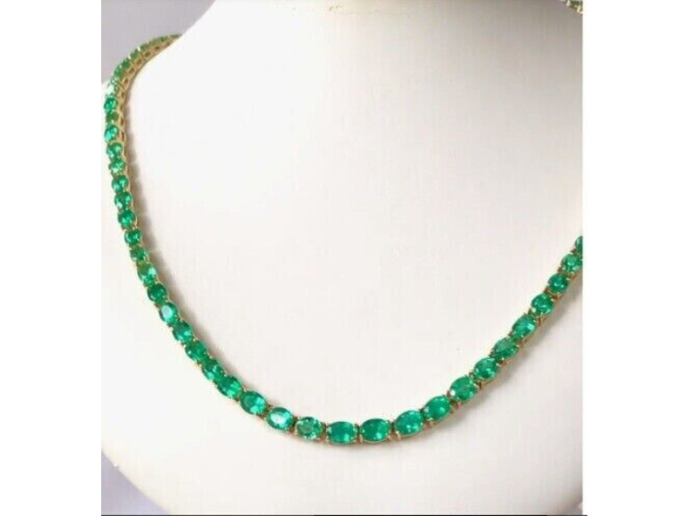 Oval Cut Emerald American Diamond Silver Necklace (Sterling Silver)