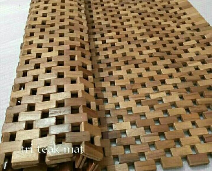 Wooden Mat 