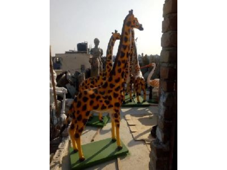 Fiberglass Giraffe Statue