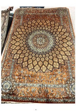Kashmiri Hand Made Carpets 570 - 8