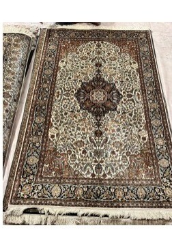 Kashmiri Hand Made Carpets 